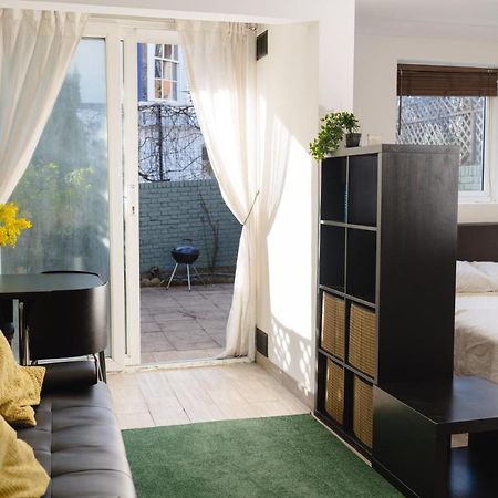 Апартаменты Chelsea Private Garden Maisonette Лондон Экстерьер фото