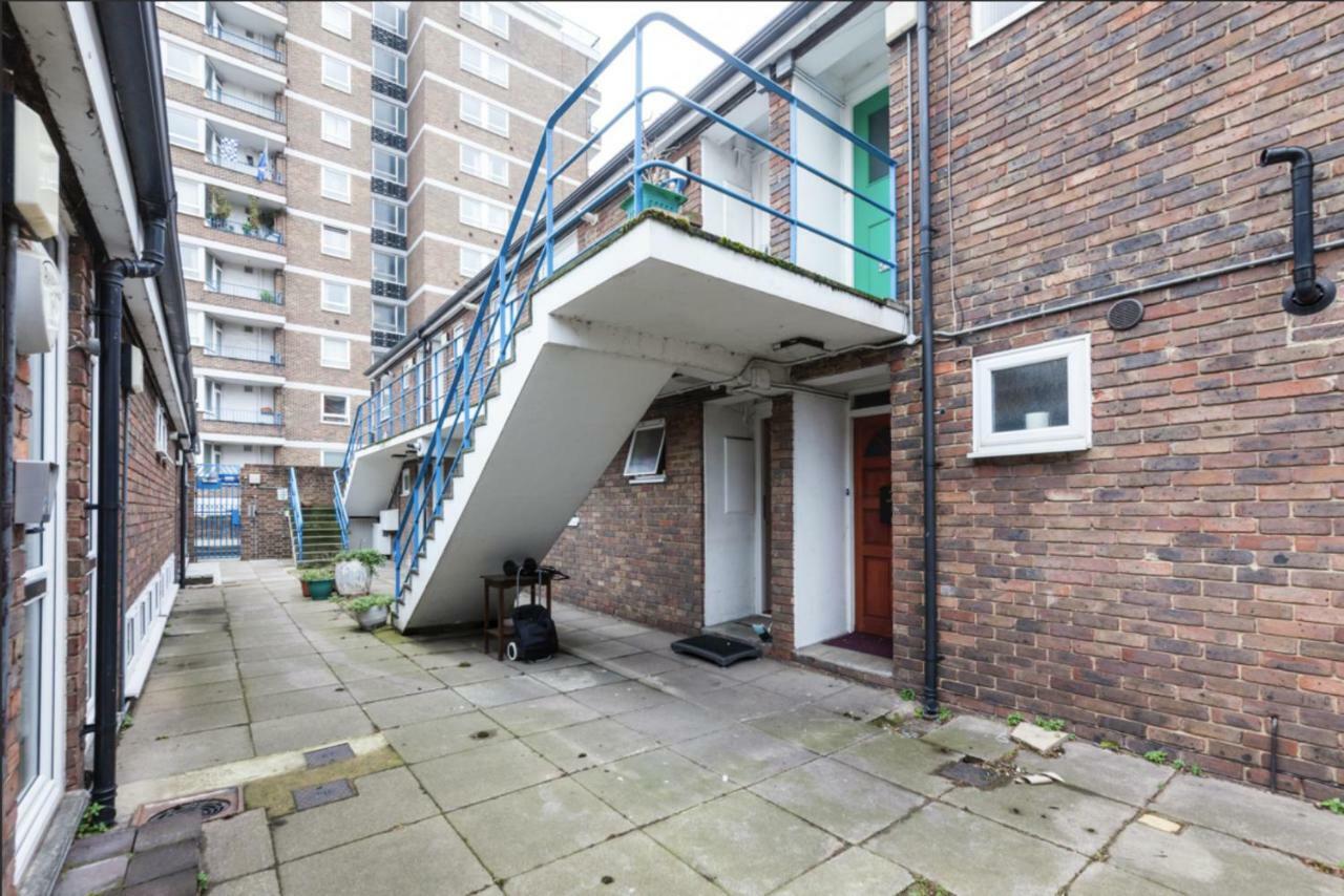 Апартаменты Chelsea Private Garden Maisonette Лондон Экстерьер фото